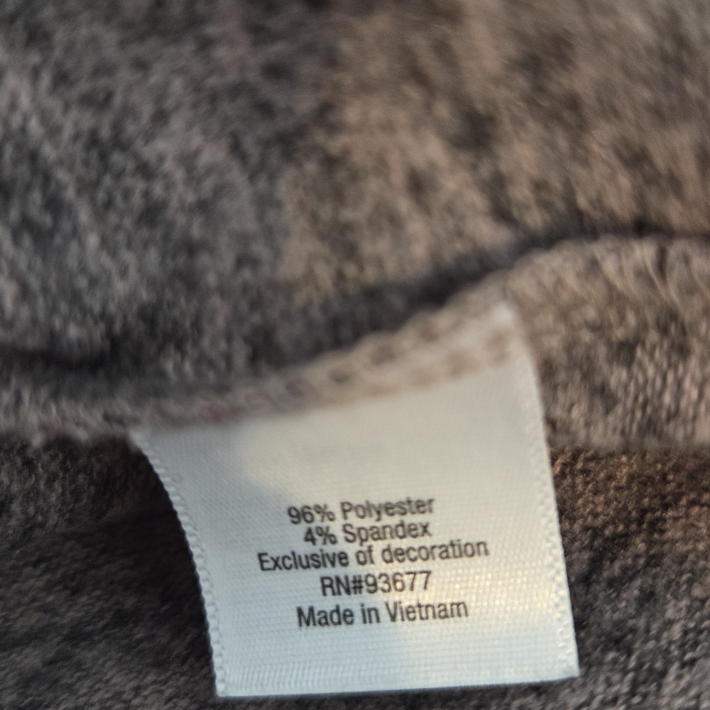 Women's St. John's Bay Pullover Sweater in Gray and Burgundy, Size M - Picture 3 of 14